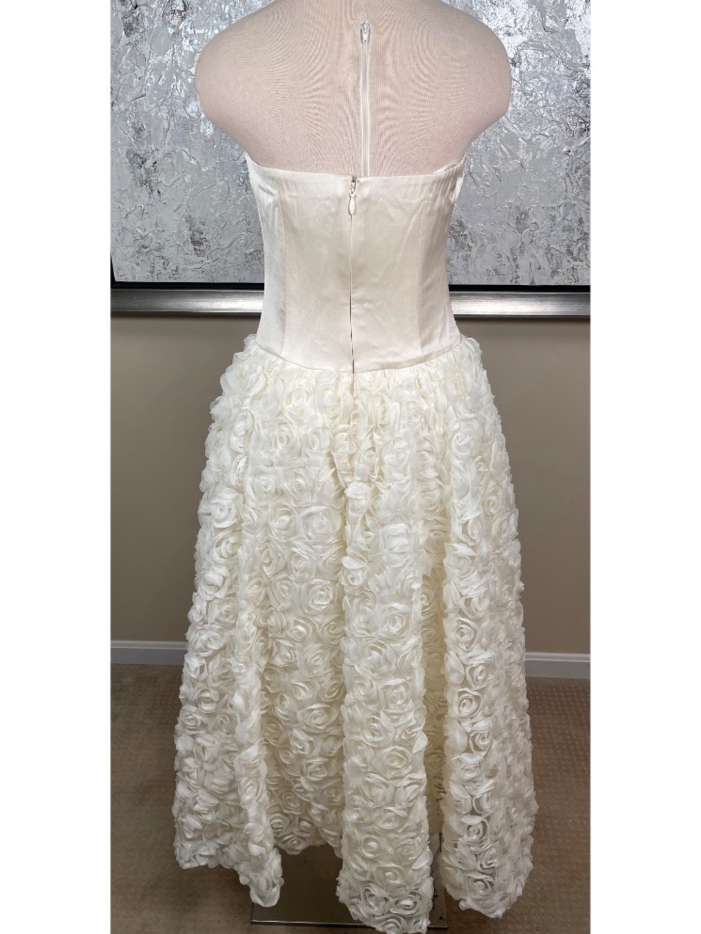 REFORMATION Rosy Strapless Floral Rosette Tulle White Maxi Dress Size 6 - Picture 6 of 8